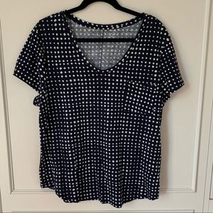 Loft navy tshirt with white polka dots. XL